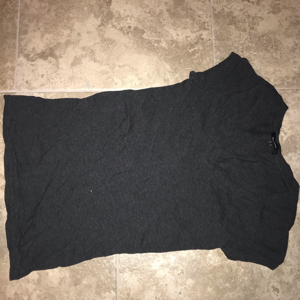Plain grey tee
